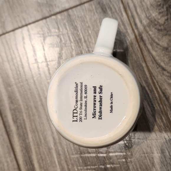 LTD commodities Love Paw print Coffee/Tea Mug - Picture 4 of 4